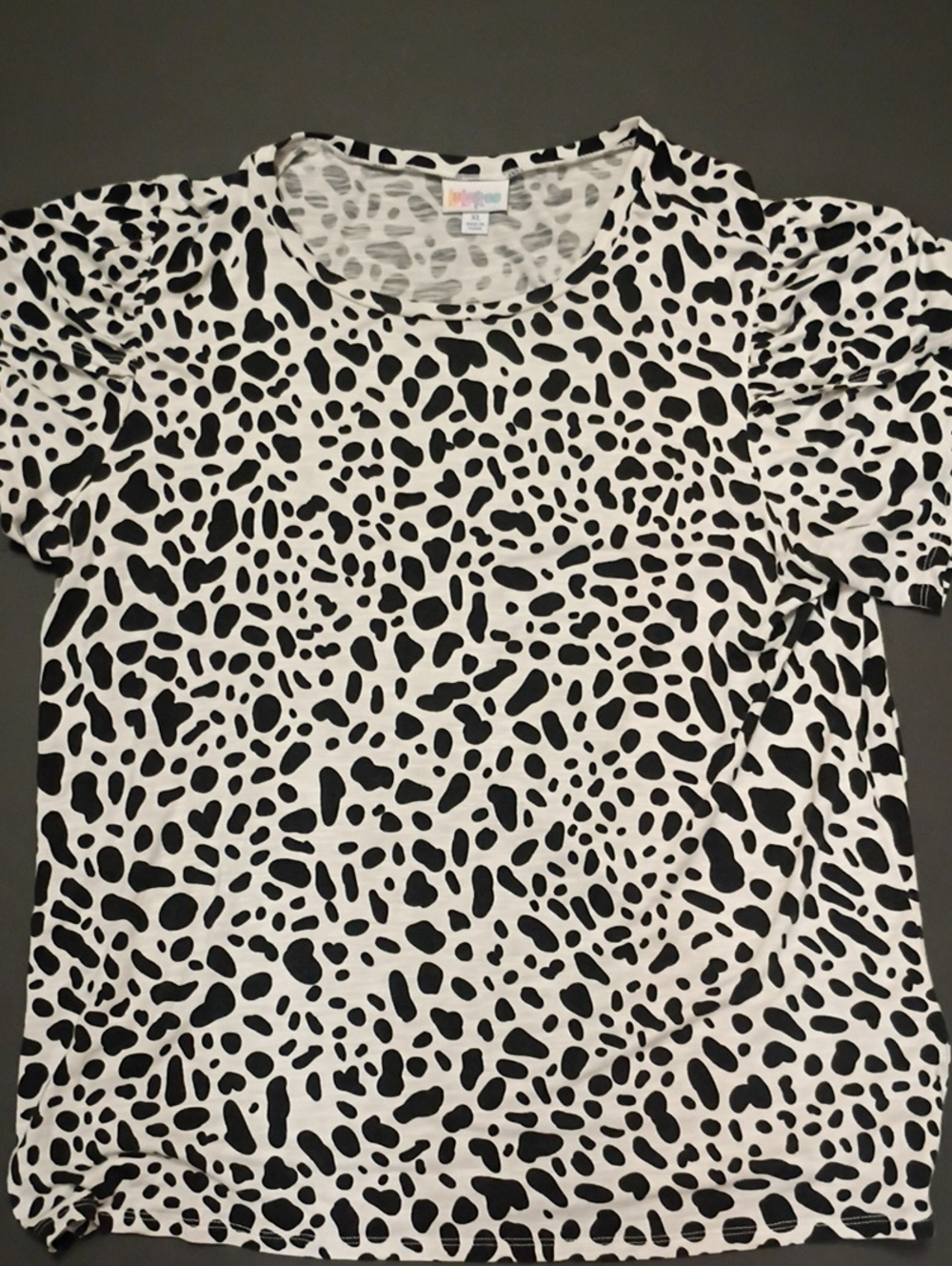 LuLaRoe Black and White Spot Print Short Sleeve Top Cowgirl Western